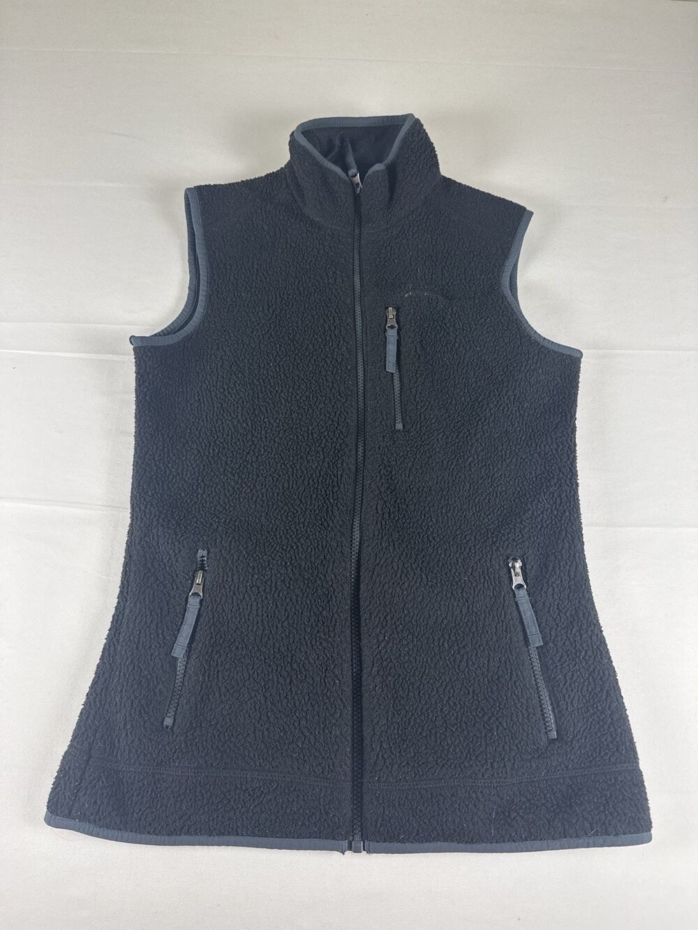 NEW Eddie Bauer Quest 300 Fleece Vest Womens Size XSmall Full Zip Black